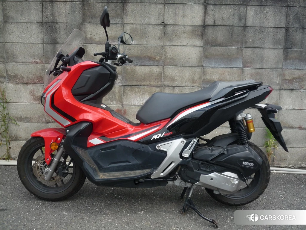Проданный Honda ADV150 2019 из Японии, фото 2
