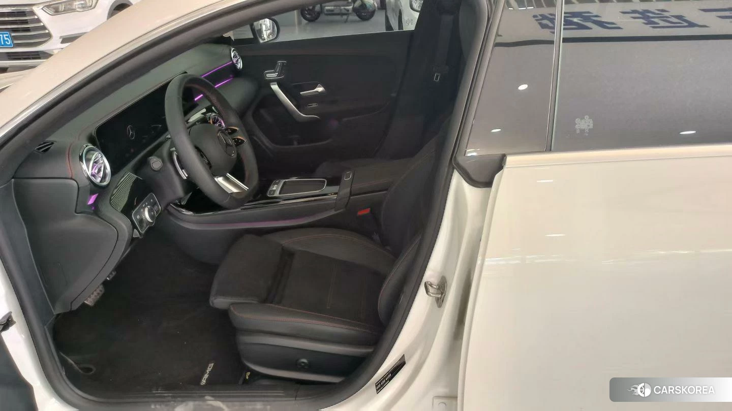 Mercedes-Benz CLA (import) 2025 Белый из Китая, фото 2