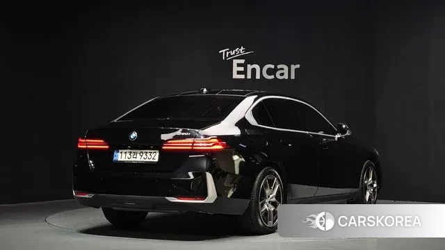 BMW 5 Series (G60) id 3739533 из Кореи 12