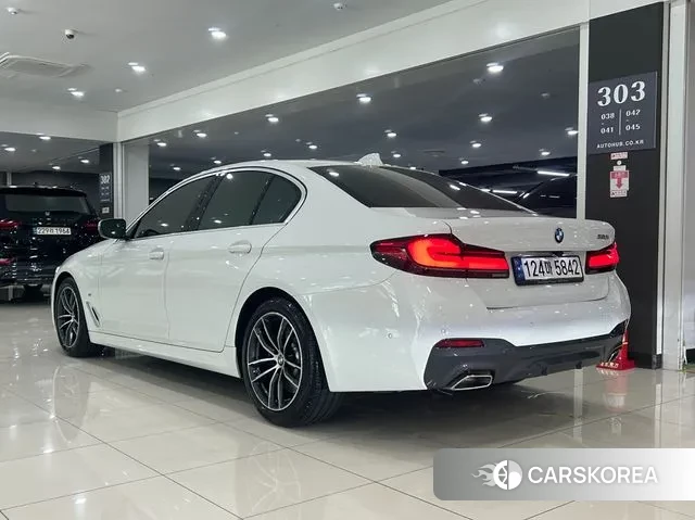 BMW 5 Series (G30) id 3027585 из Кореи 9