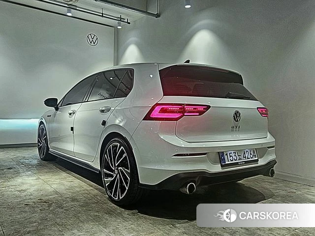 Volkswagen Golf 8th Generation id 3891543 из Кореи 10