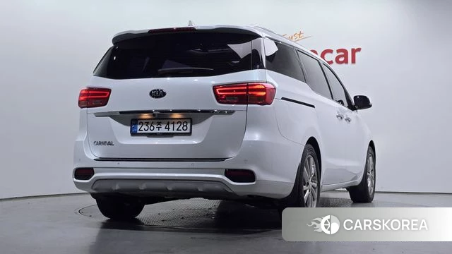 Kia The New Carnival id 4317832 из Кореи 12