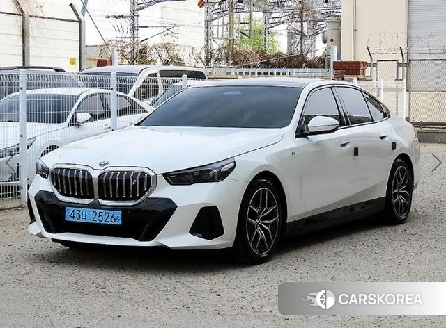 BMW i5 (G60) 2025 Белый из Кореи, фото 2