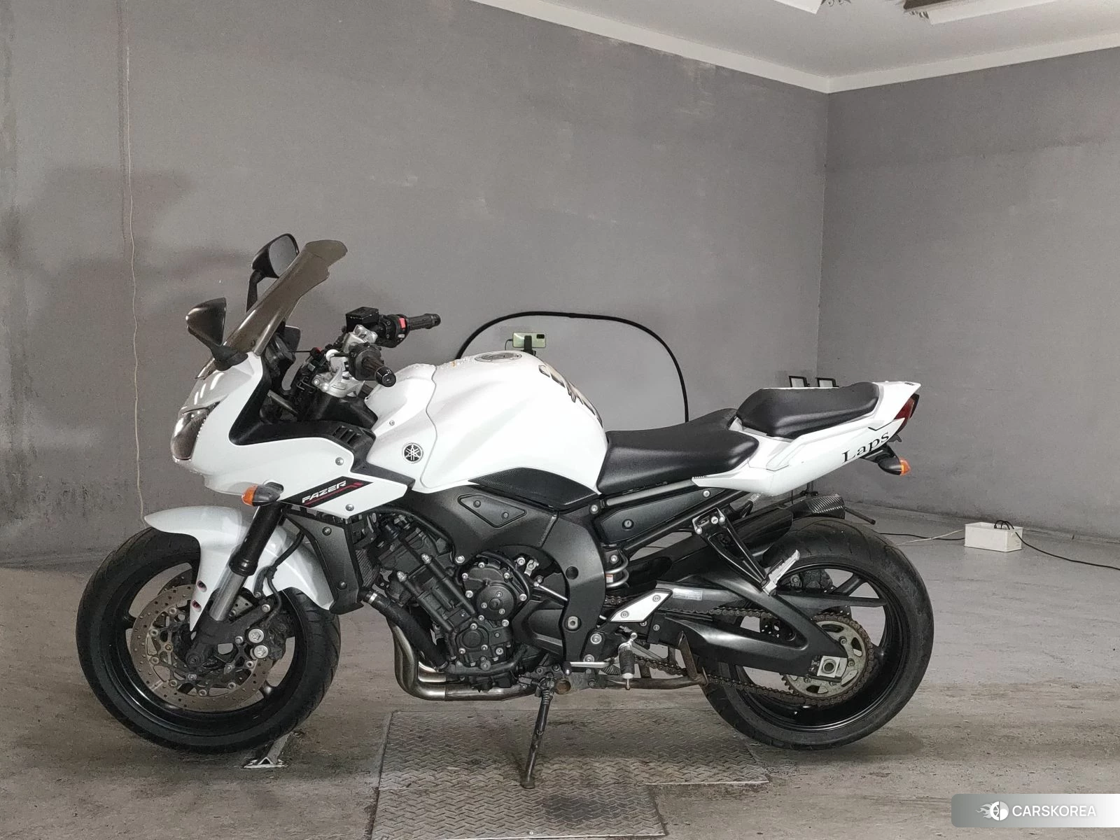 Проданный Yamaha FZ1 FEATHER id 4289682 из Японии