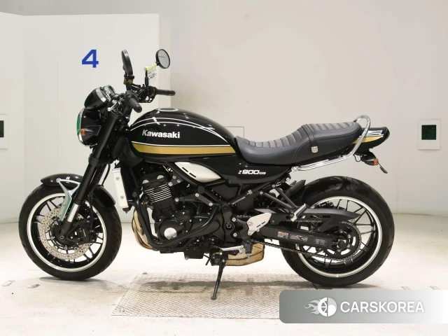 Kawasaki Z900RS 2023 из Японии