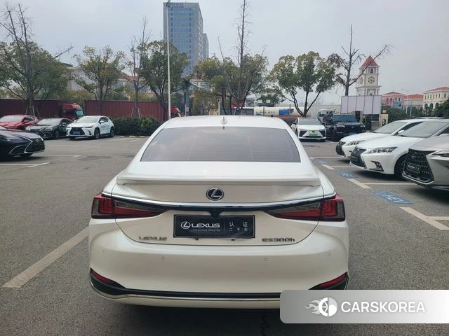 Lexus ES 2020 Белый из Китая, фото 4