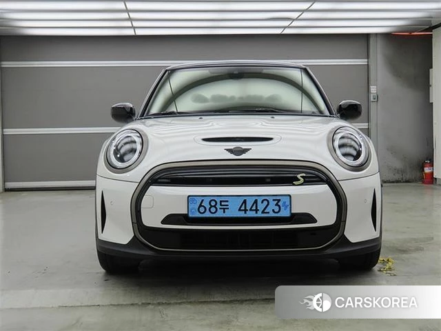 Mini Cooper Electric id 4749552 из Кореи 12