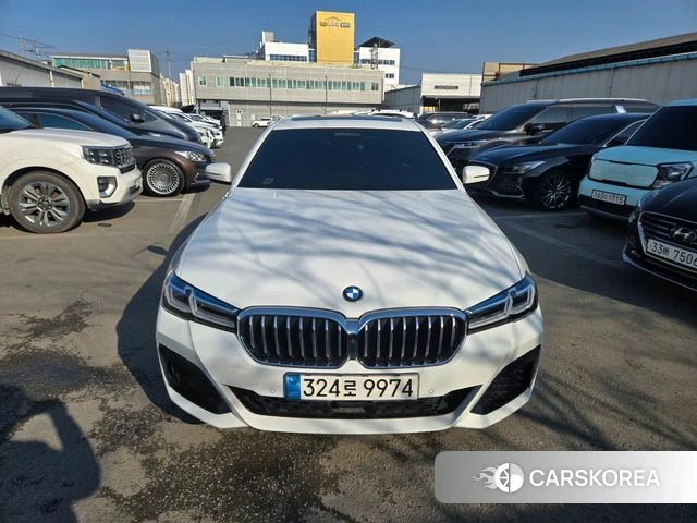 BMW 5 Series (G30) id 3823814 из Кореи 12