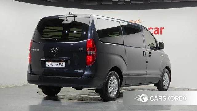 Hyundai The New Grand Starex id 4626467 из Кореи 12