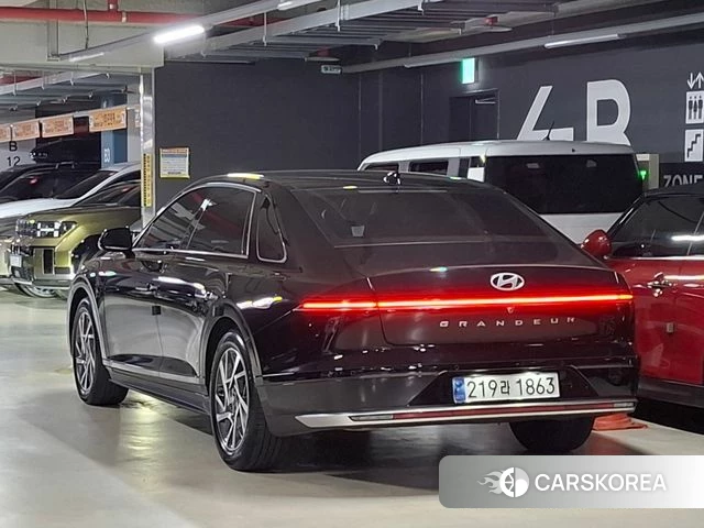 Hyundai Grandeur (GN7) id 4572146 из Кореи 12