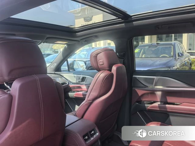 Cadillac XT5 2024 Серебристо-серый из Китая, фото 6