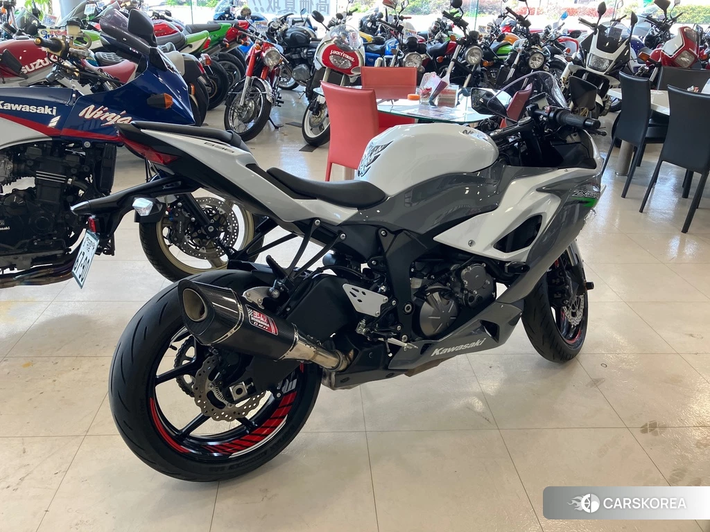 Проданный Kawasaki NINJA ZX-6R 2020 из Японии, фото 2