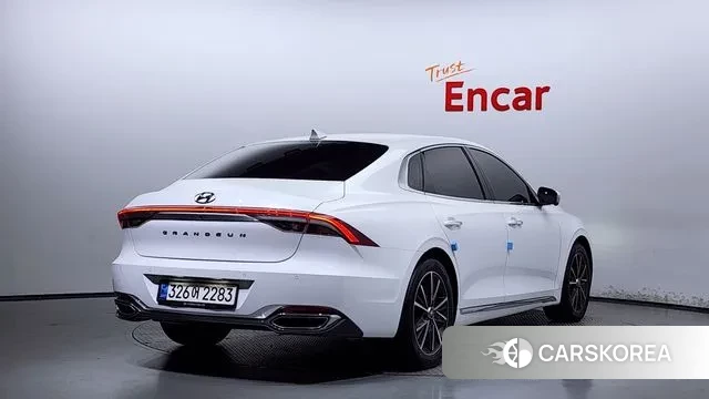 Hyundai The New Grandeur IG id 3053599 из Кореи 12