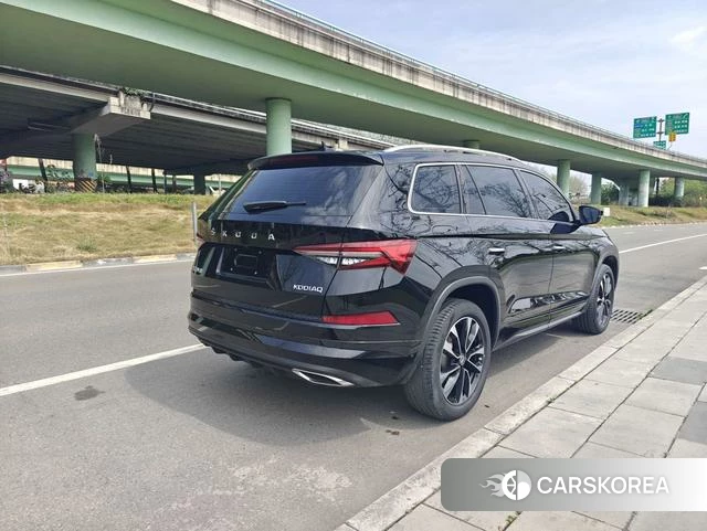Skoda Kodiak 2023 Черный из Китая, фото 6