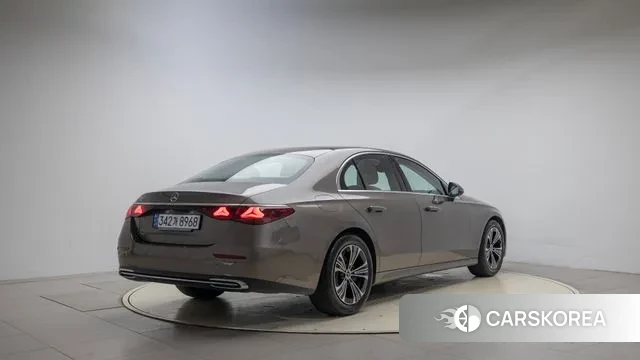 Mercedes-Benz E-Class W214 id 3015902 из Кореи 12