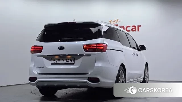 Kia The New Carnival id 3500132 из Кореи 12