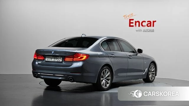 BMW 5 Series (G30) id 3893945 из Кореи 12