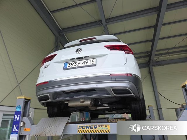 Volkswagen Tiguan Allspace 2020 Белый из Кореи, фото 2