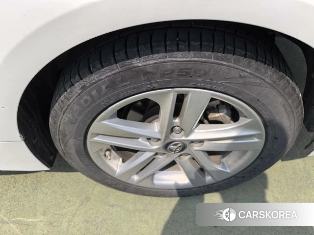 Toyota Lei Ling 2022 Белый из Китая, фото 5