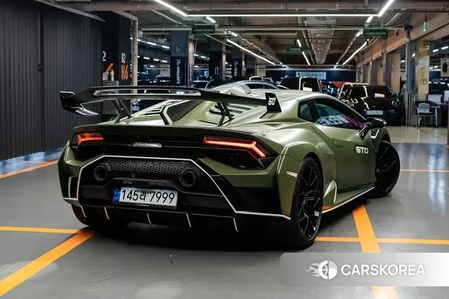 Lamborghini Huracan 2023 Коричневый из Кореи, фото 2