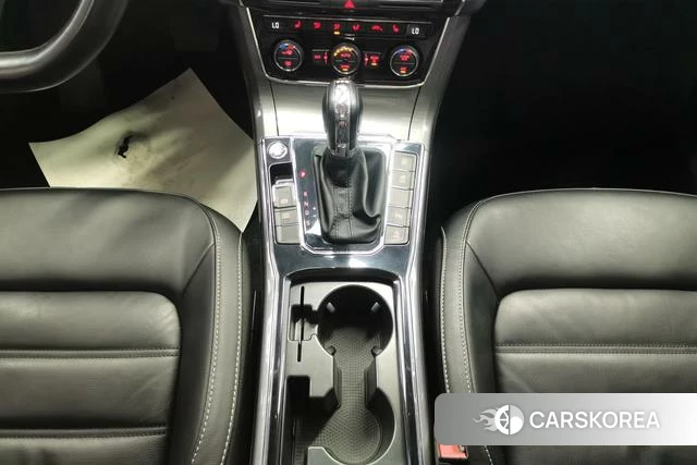Volkswagen Passat id 4182725 из Китая 9