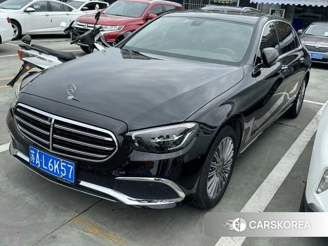 Mercedes-Benz E-class 2023 Черный из Китая, фото 2