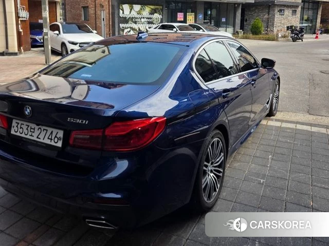 BMW 5 Series (G30) id 3860990 из Кореи 8