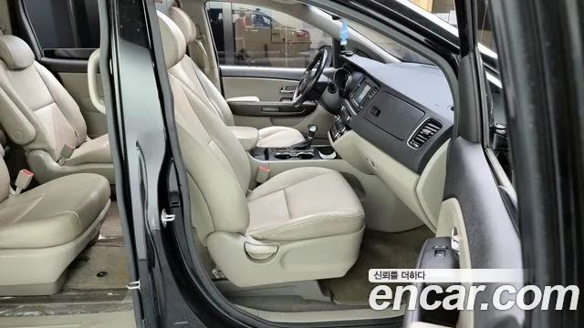 Kia The New Carnival id 2607909 из Кореи 12