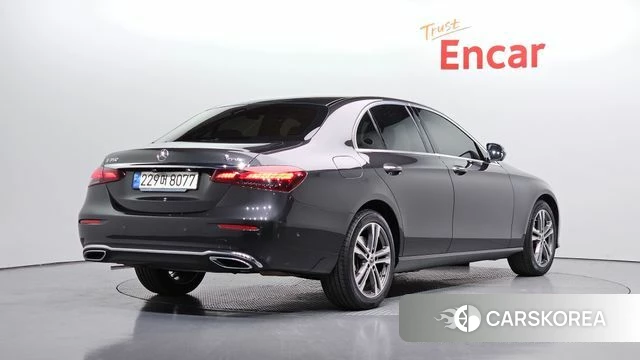 Mercedes-Benz E-Class W213 id 4293845 из Кореи 12