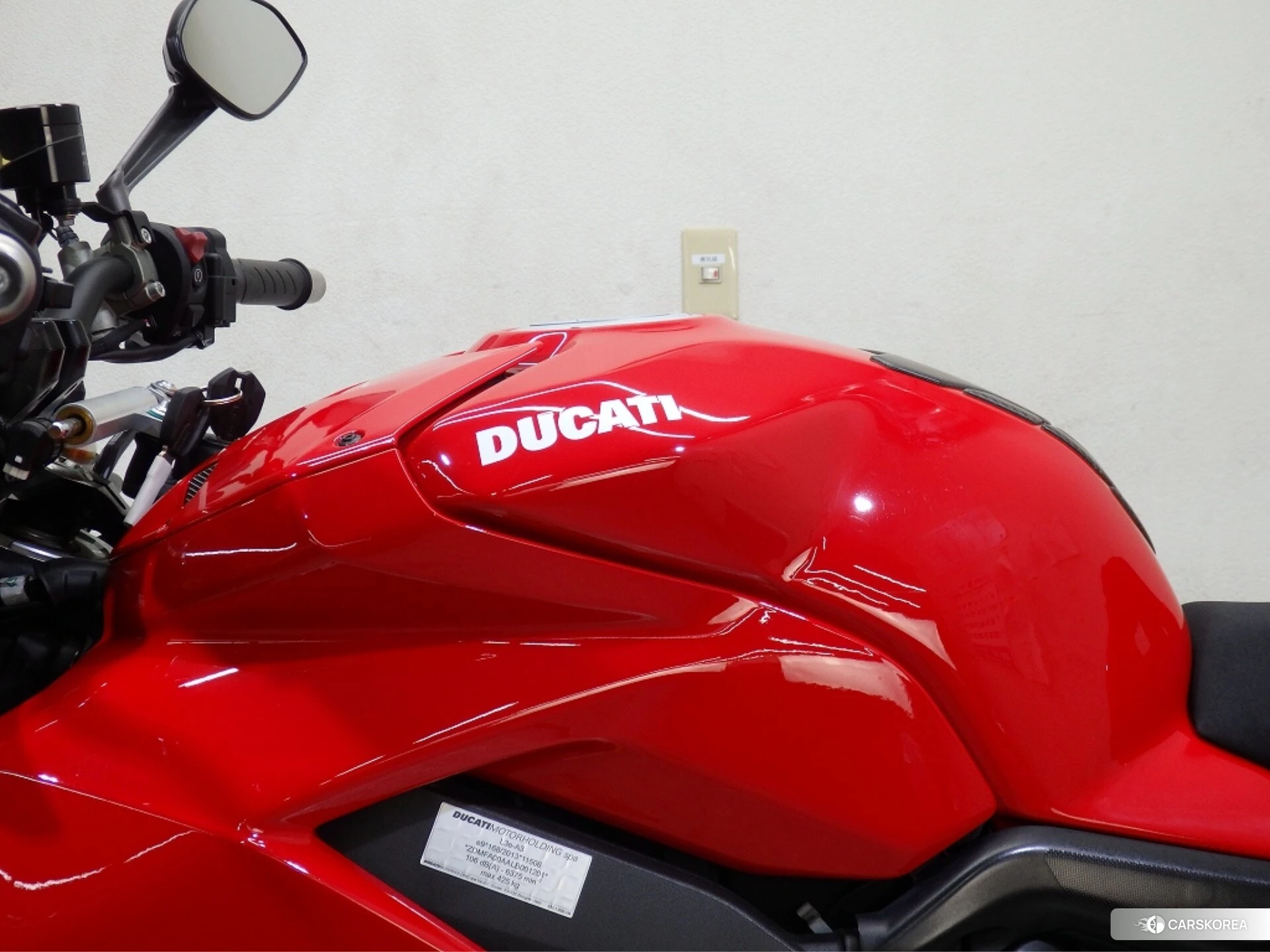 Ducati STREETFIGHTER V4 S 2020 из Японии, фото 5
