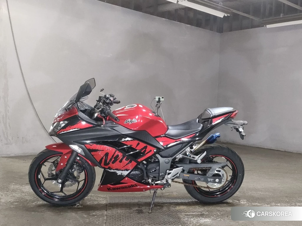 Проданный Kawasaki NINJA 250 2017 из Японии, фото 2