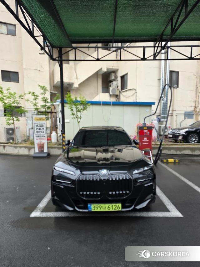 BMW 7 Series (G70) 2025 Черный из Кореи, фото 2