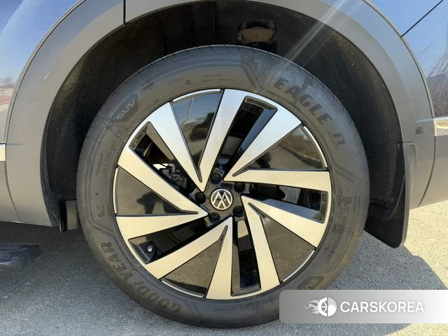 Volkswagen Lanjing id 4255890 из Китая 12