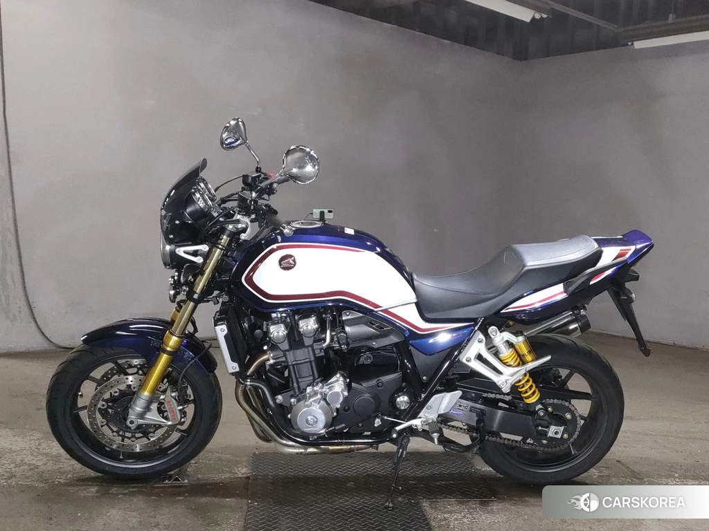 Проданный Honda CB1300SF SP 2020 из Японии, фото 2