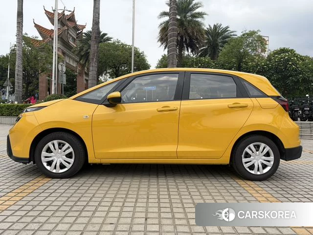 Honda Fit id 4198892 из Китая 12