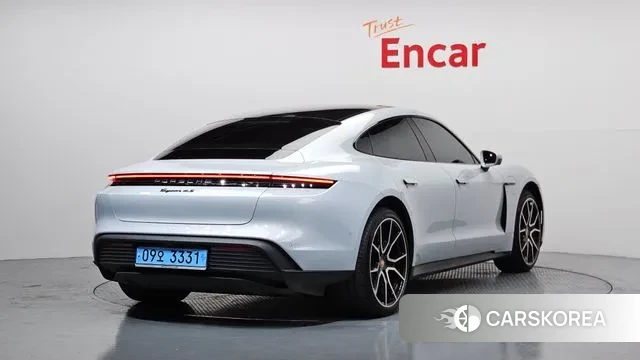 Porsche Taycan id 3669852 из Кореи 12