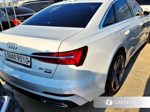 Audi A6 (C8) 2019 Белый из Кореи, фото 2