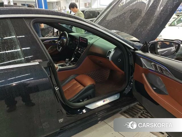 BMW 8 series 2024 Черный из Китая, фото 3