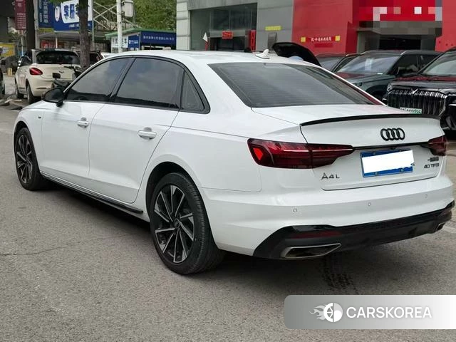 Audi A4L 2023 Белый из Китая, фото 2