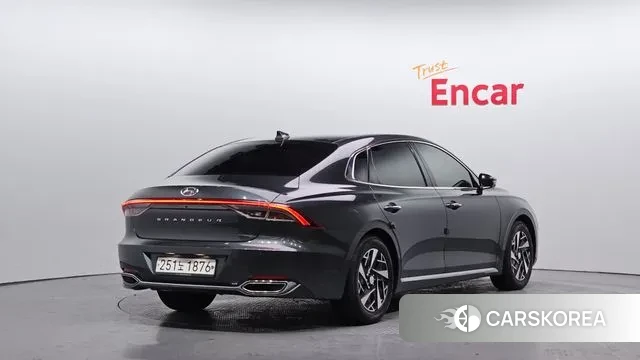 Hyundai The New Grandeur IG Hybrid id 3616789 из Кореи 12