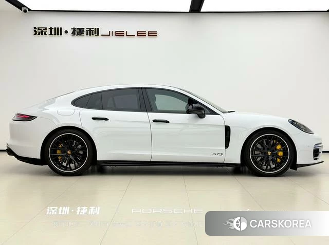 Porsche Panamera id 3907739 из Китая 12