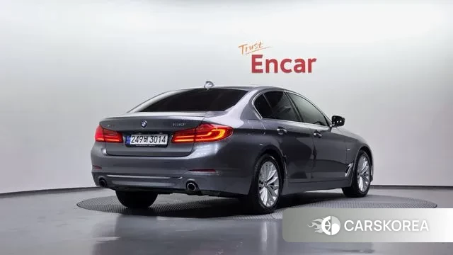 BMW 5 Series (G30) id 3330525 из Кореи 12