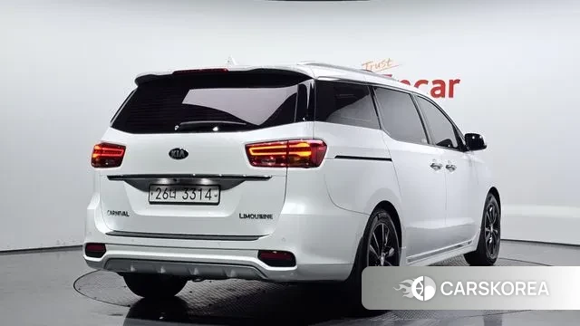Kia The New Carnival id 3709439 из Кореи 12