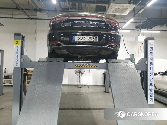 Hyundai The New Grandeur IG Hybrid 2021 Черный из Кореи, фото 2