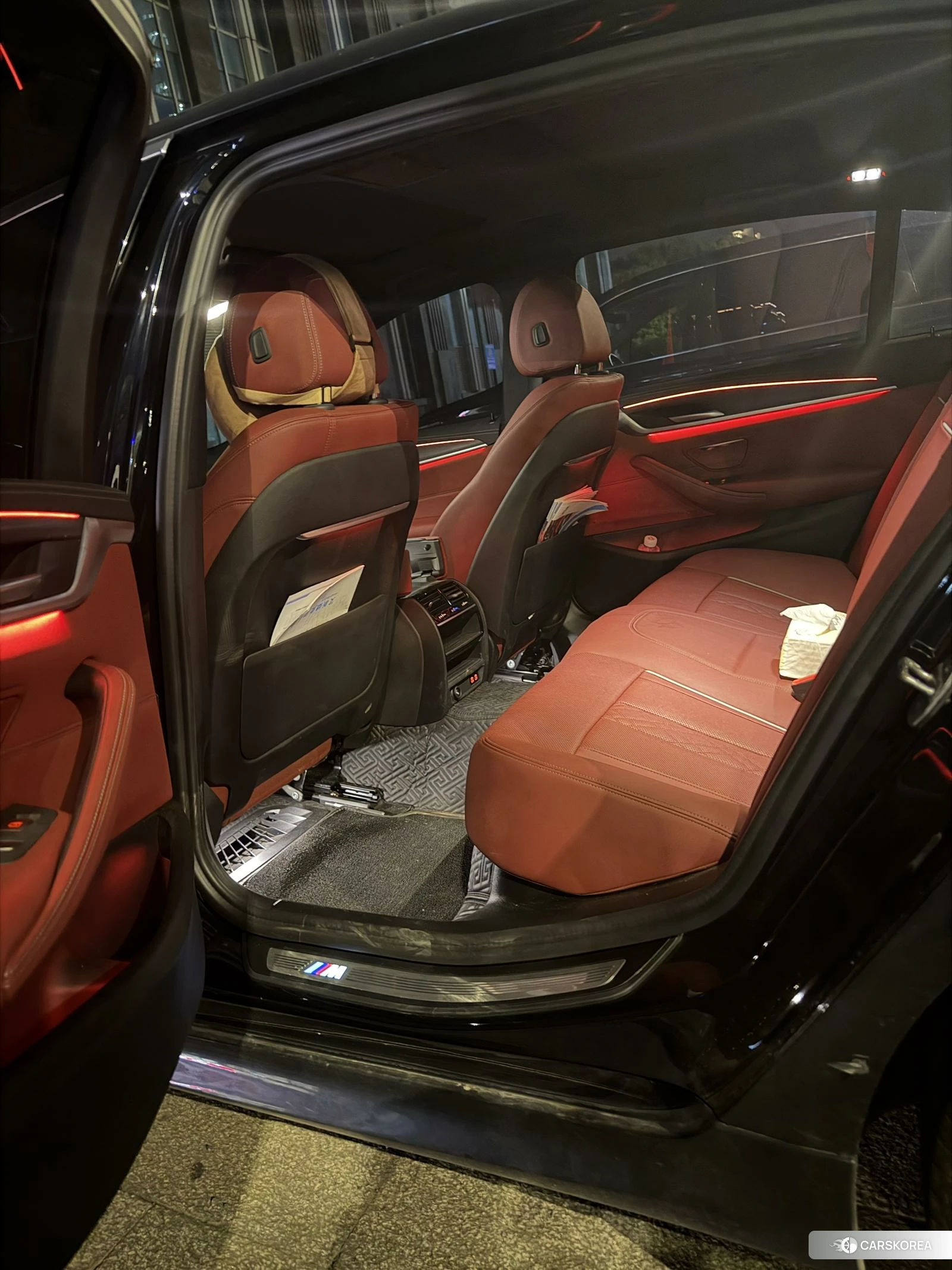 BMW 5 series 2021 Черный из Китая, фото 2