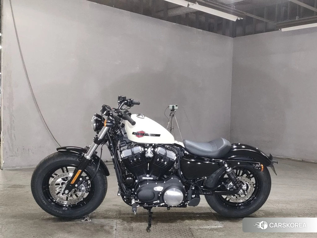 Проданный Harley-Davidson Sportster 48 XL1200X 2022 из Японии, фото 2