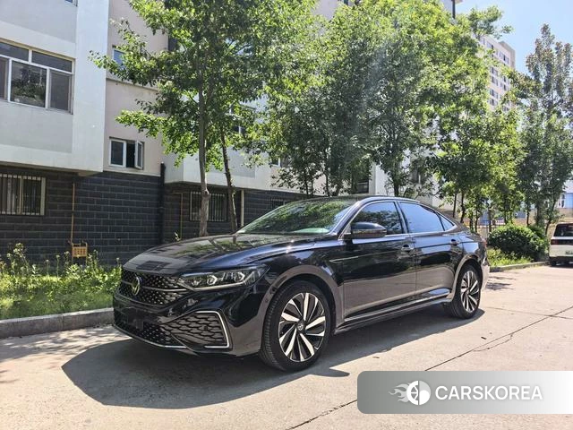 Volkswagen Passat 2022 Черный из Китая, фото 2