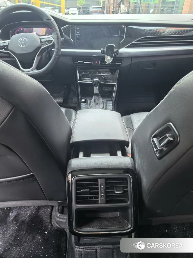 Volkswagen Passat 2022 Черный из Китая, фото 3