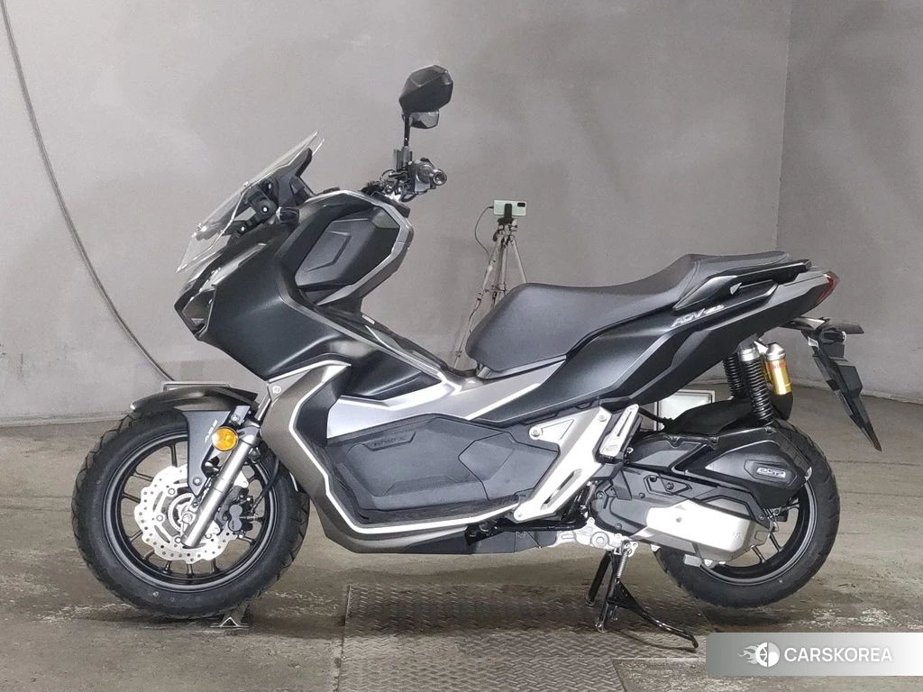 Проданный Honda ADV150 2019 из Японии