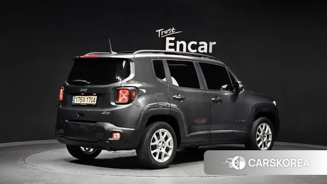 Jeep Renegade id 3075437 из Кореи 12